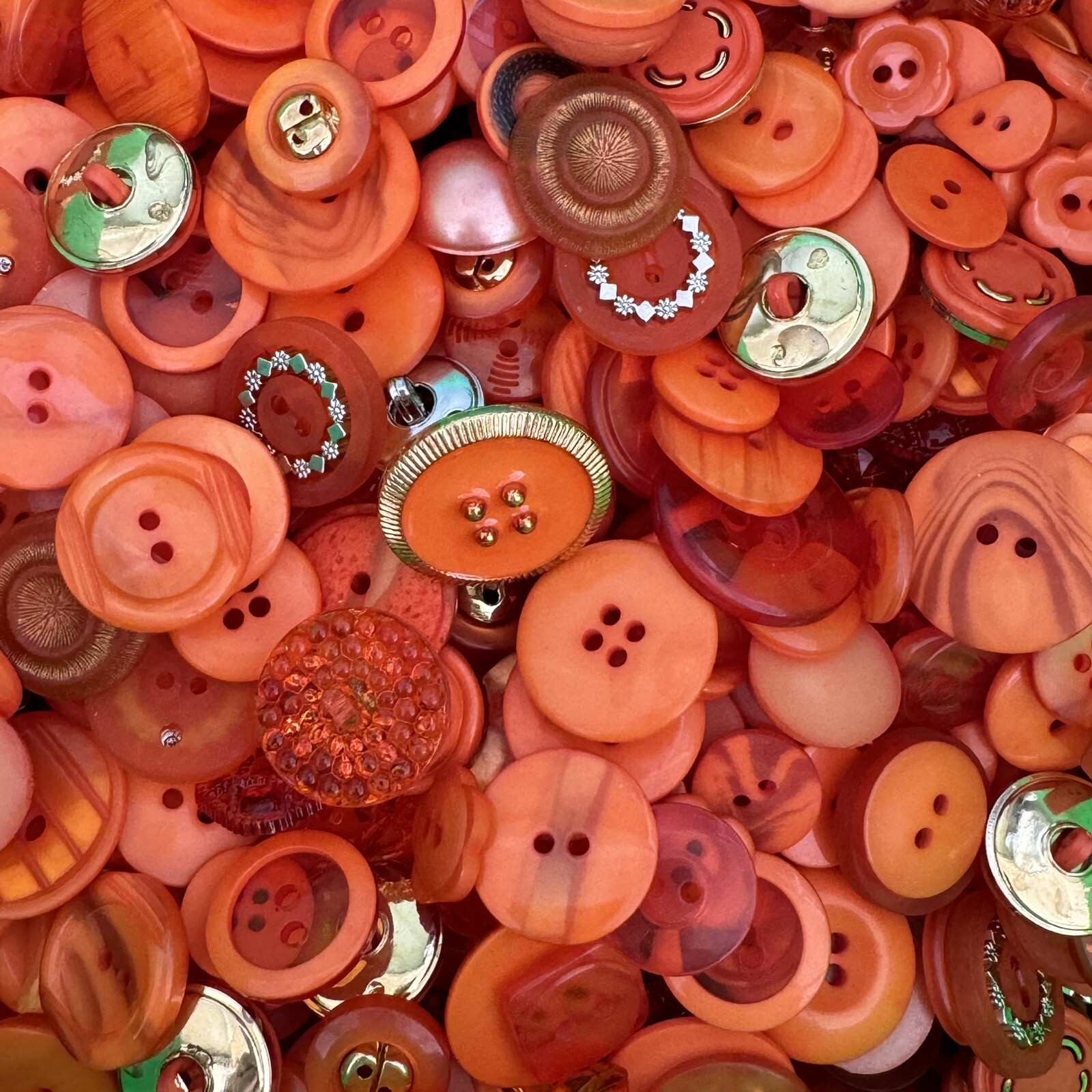 Incredible Mixed Lot Of Dyed ORANGE Premium Buttons All Sizes For Embellishments