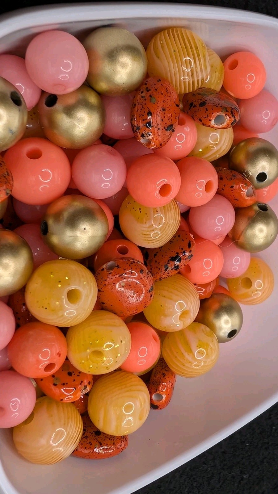 2.9oz Plastic Assorted Loose Beads: Craft DIY Project