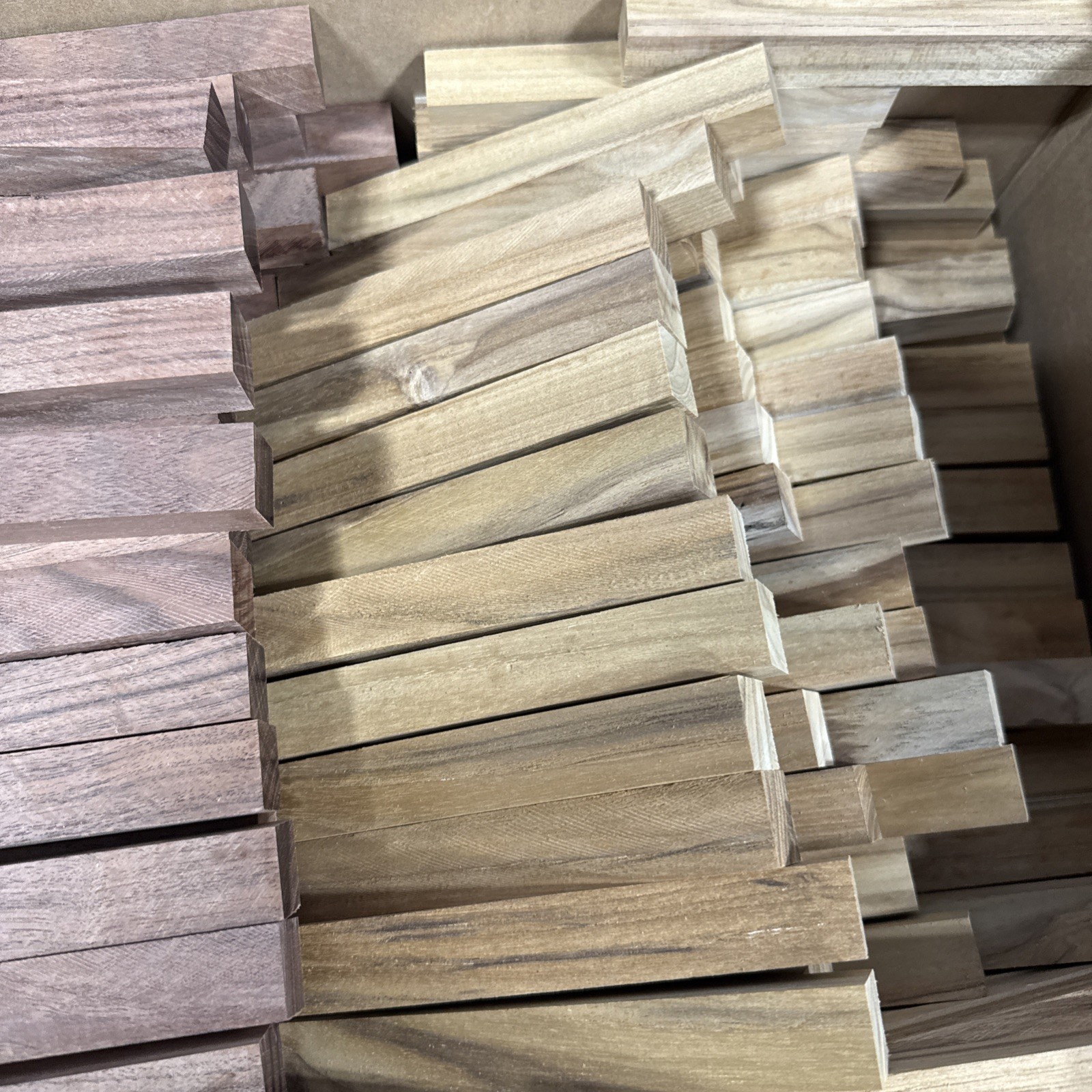 20pc Quebracho/Sahnillo/Parota/Cashew/Teak/Monkey Pod Turning Blanks3/4″x3/4″x6″