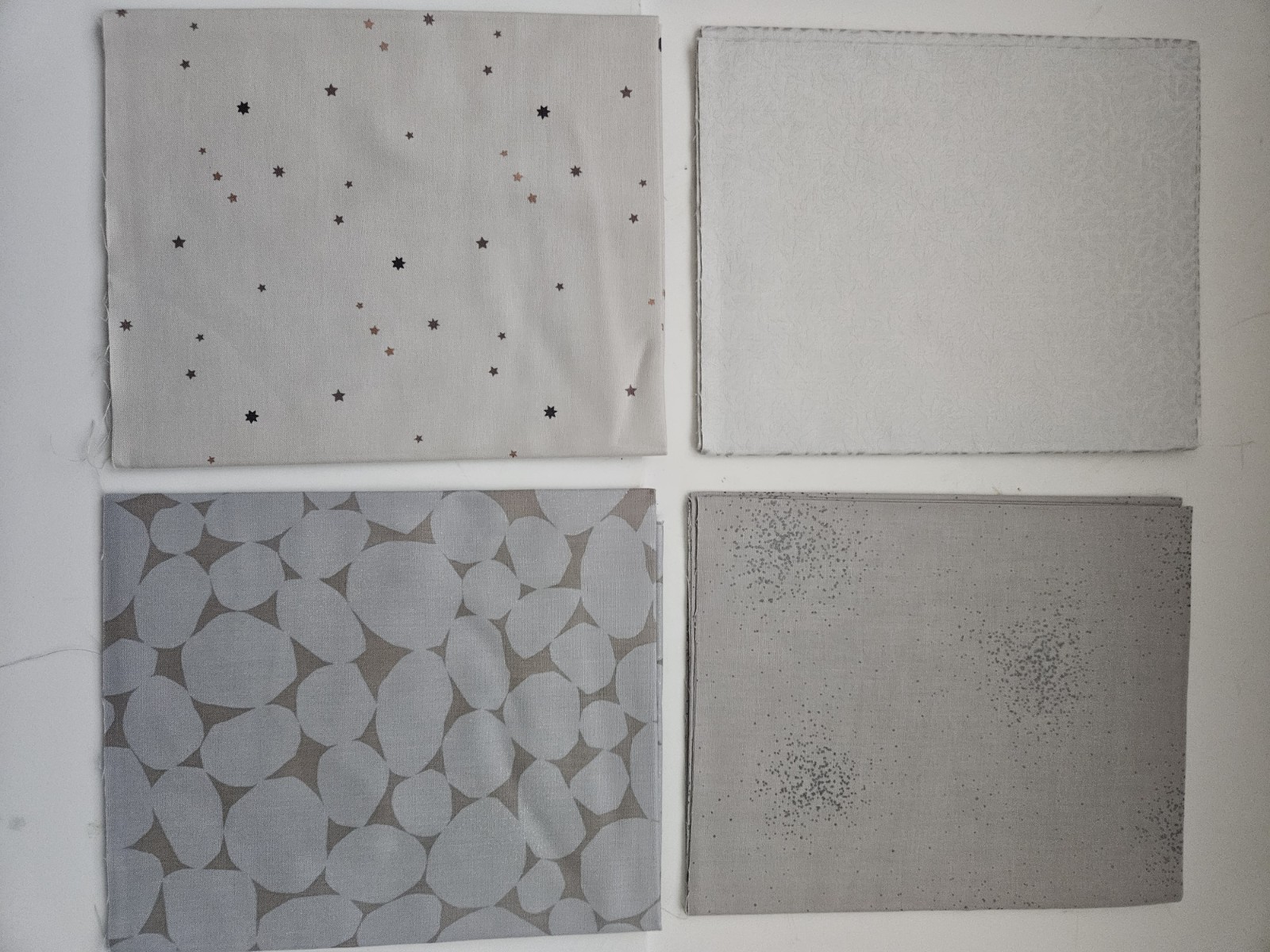 Gardenia Fabrics by Andover 27 PC Fat Quarter Bundle 44 X 18