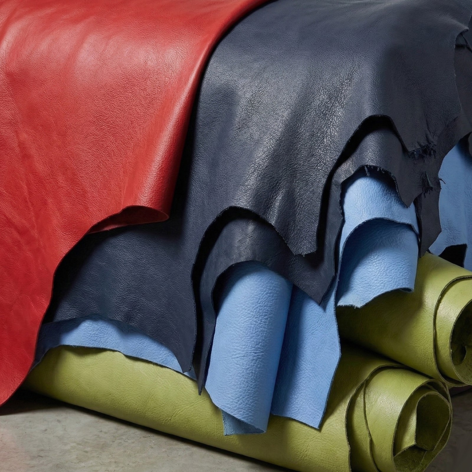 Premium Automotive Grade Leather Hide – Top Grain Cowhide Upholstery & Interior