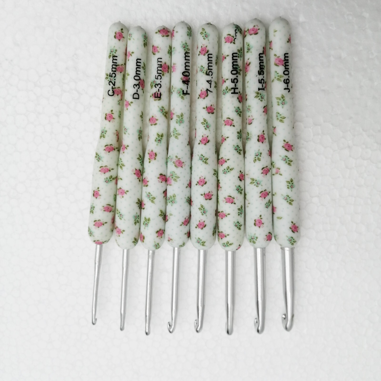 8PCS Knitting Needles Set Ergonomic Grip Crochet Hook Soft Handle Home
