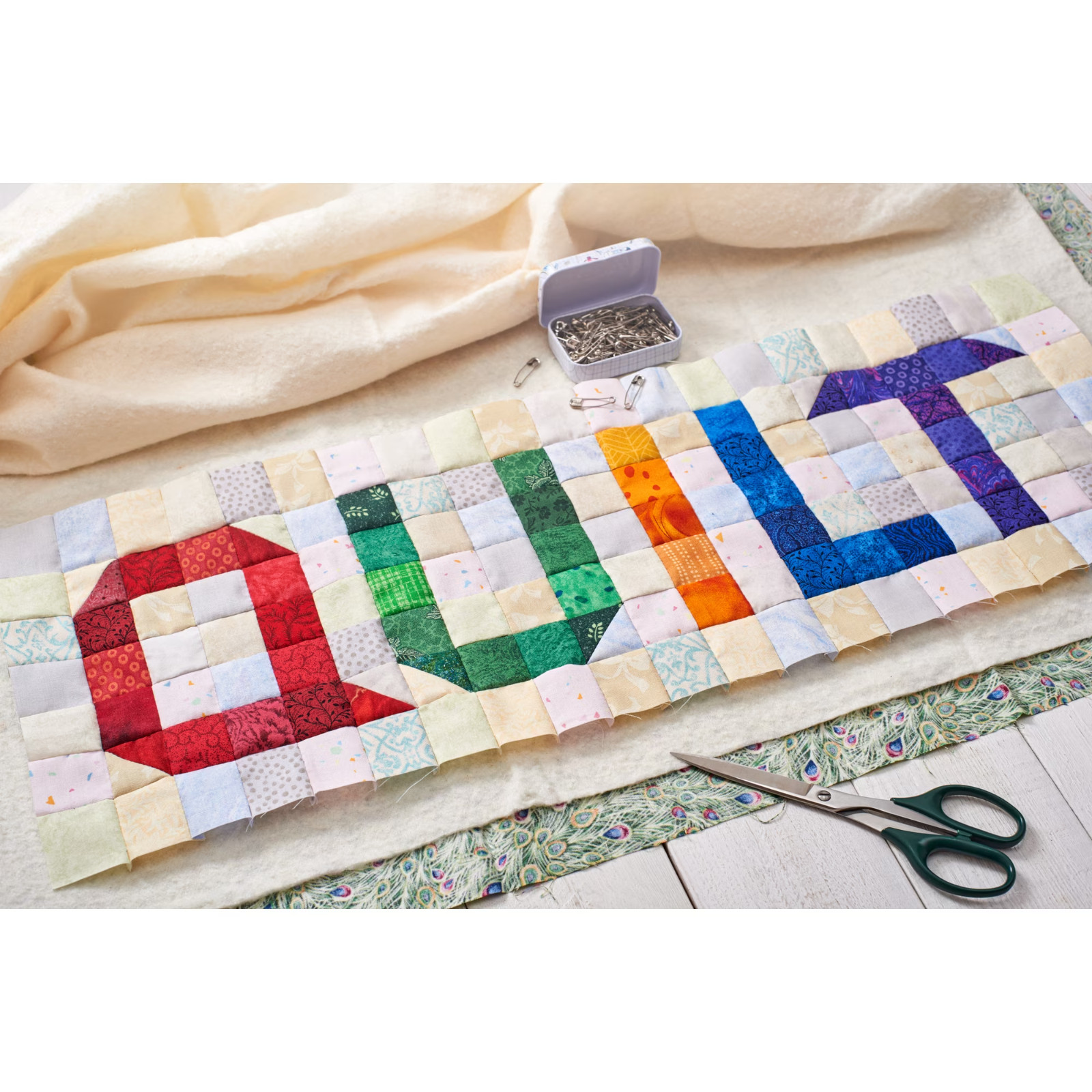 Pellon Soy Blend Quilting Batting, off-White 60″ x 9 Yards by the Bolt