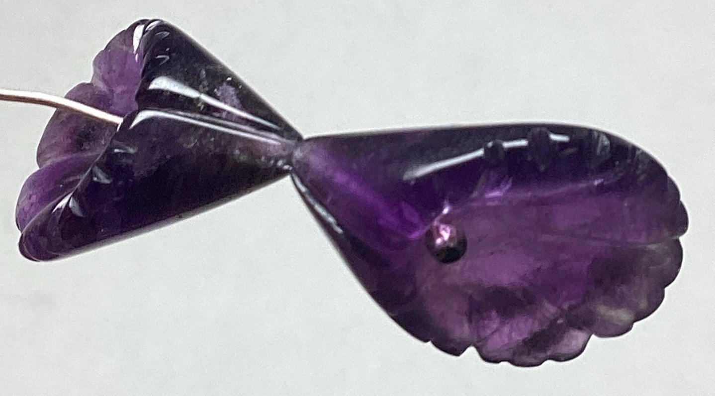 Pair Vintage Amethyst Lily Beads 20 Carats 19 mm #272