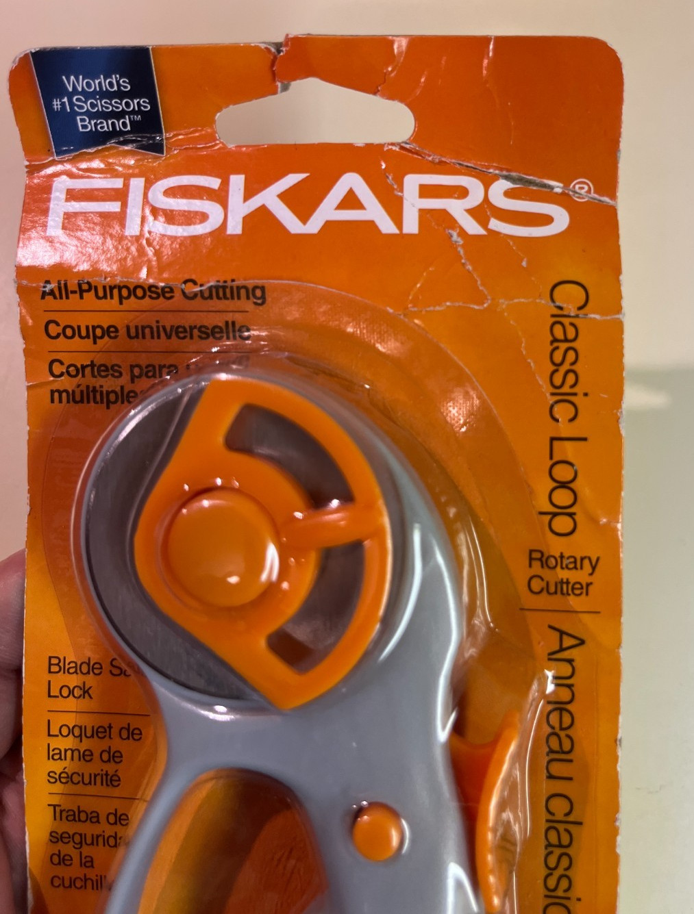 New Old Stock- Fiskars Classic Loop Rotary Cutter 45mm Blade All Purpose Cutting