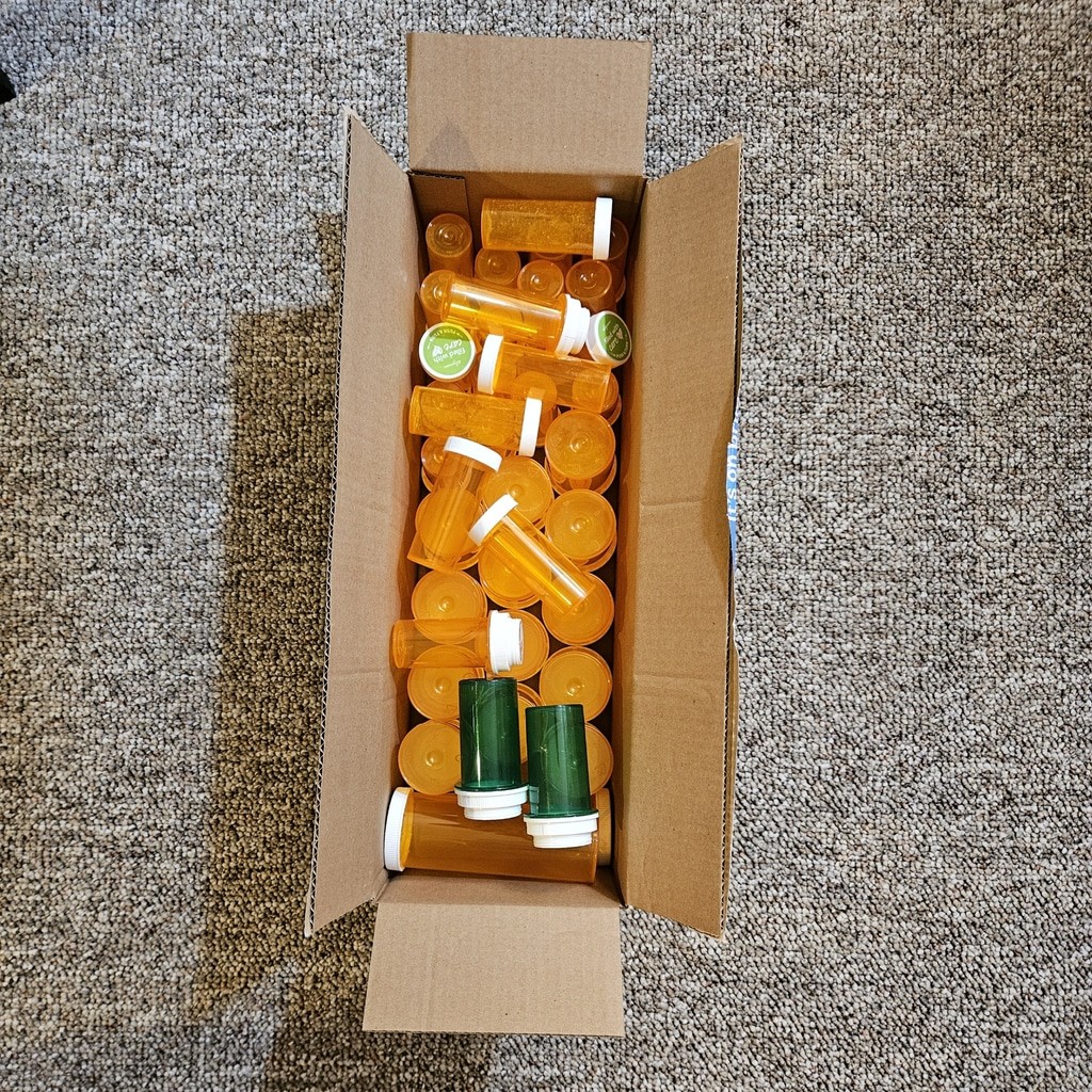 Empty RX Bottles 40 Crafting Storage Fishing Various Sizes Amber Green