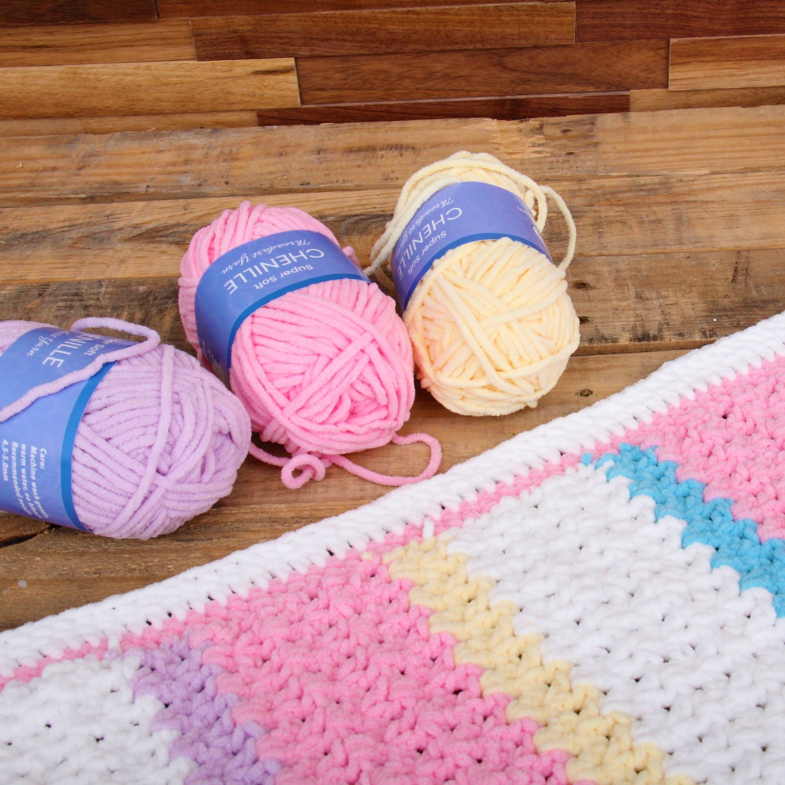 Threadart Super Soft Chenille Yarn – #5 – 50 Gm Skeins – 60 yds -Singles & Packs