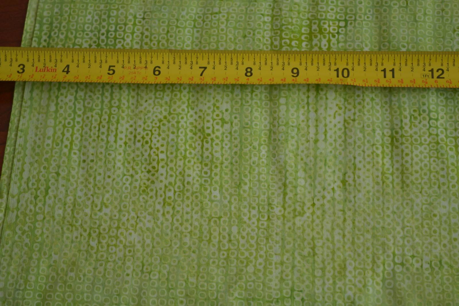 By 1/2 Yd, Green on Green Cotton Batik, Hoffman, Indonesia, G-2197, Celery, B593
