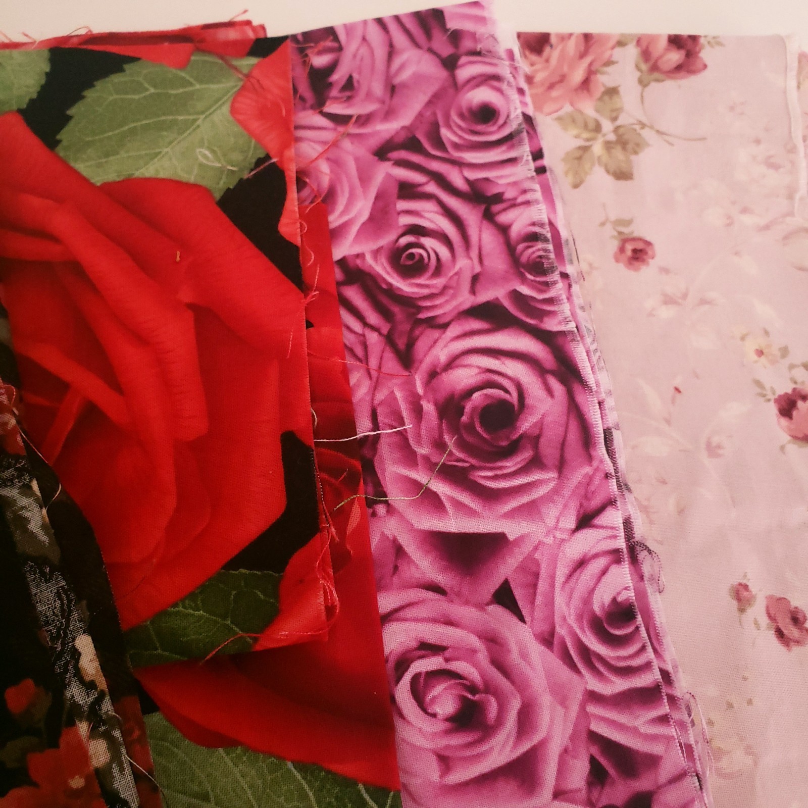 Fabric Scraps For Craft Varies of Sizes n Fabric Types – Theme Flowers 9oz