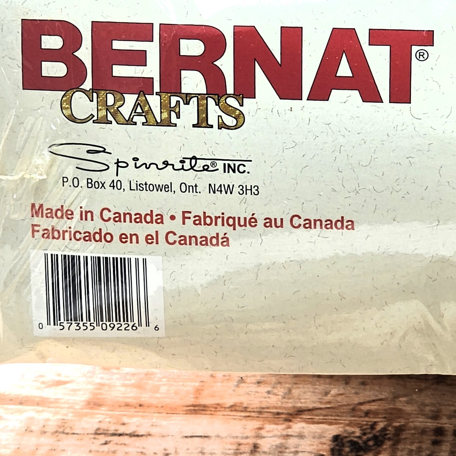 Bernat Crafts Latch Hook Wall Hanging Kit 272 Nantucket Cottages Premium Yarn