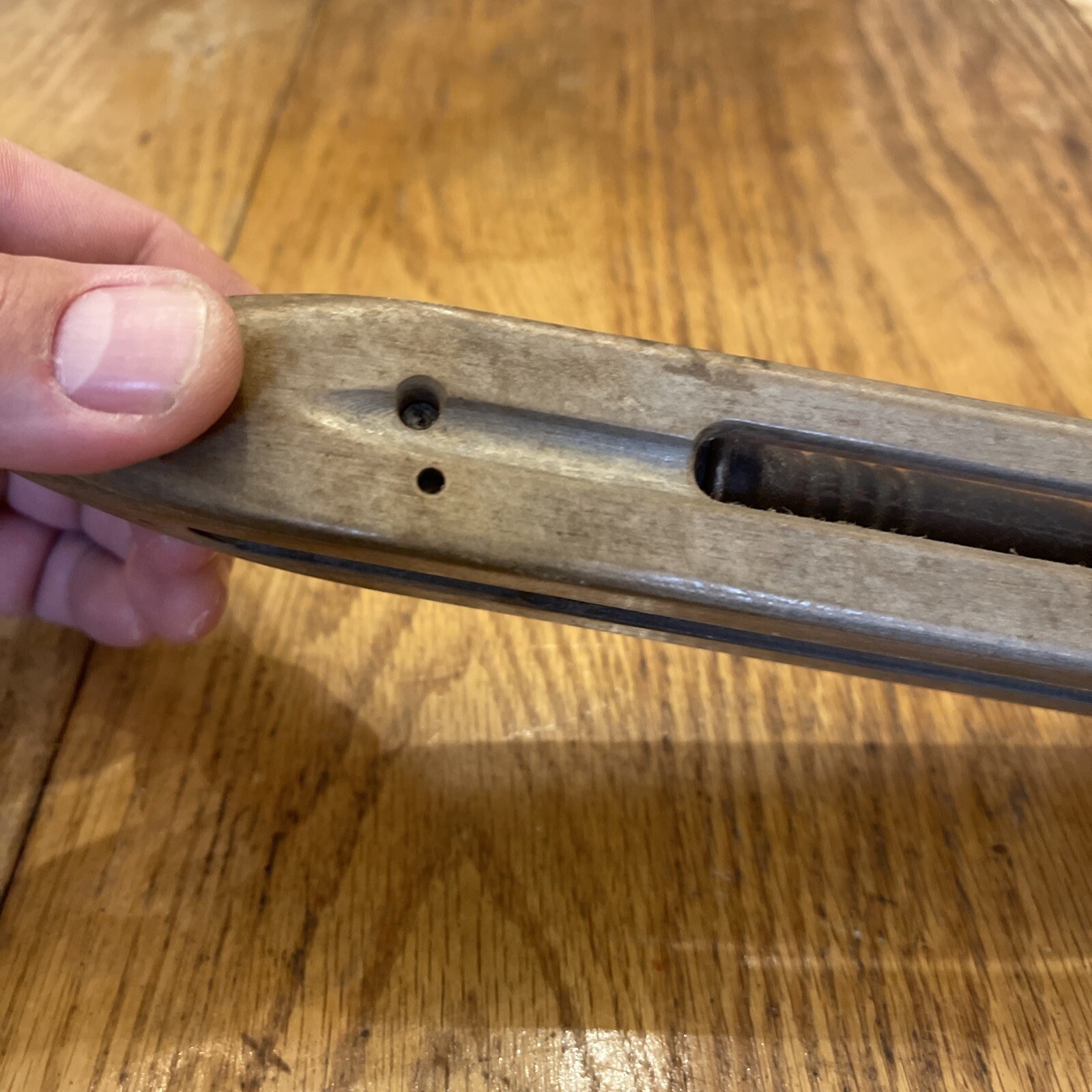 Antique Wooden Loom Weaving Fly Shuttle 16”- 1 Unit – SH 527- Southern With Bobb