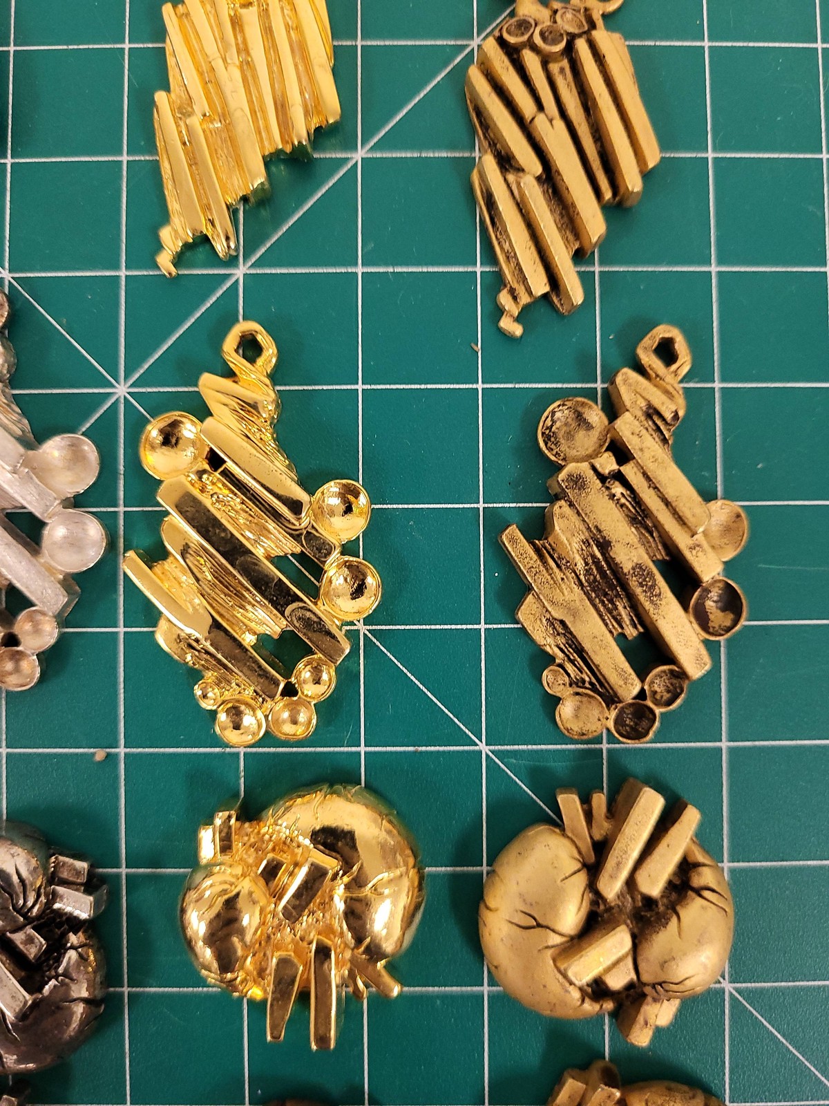 Lot 29 Metal Pendants Abstract Charms Bulk Jewelry Making Supplies Gold Silver