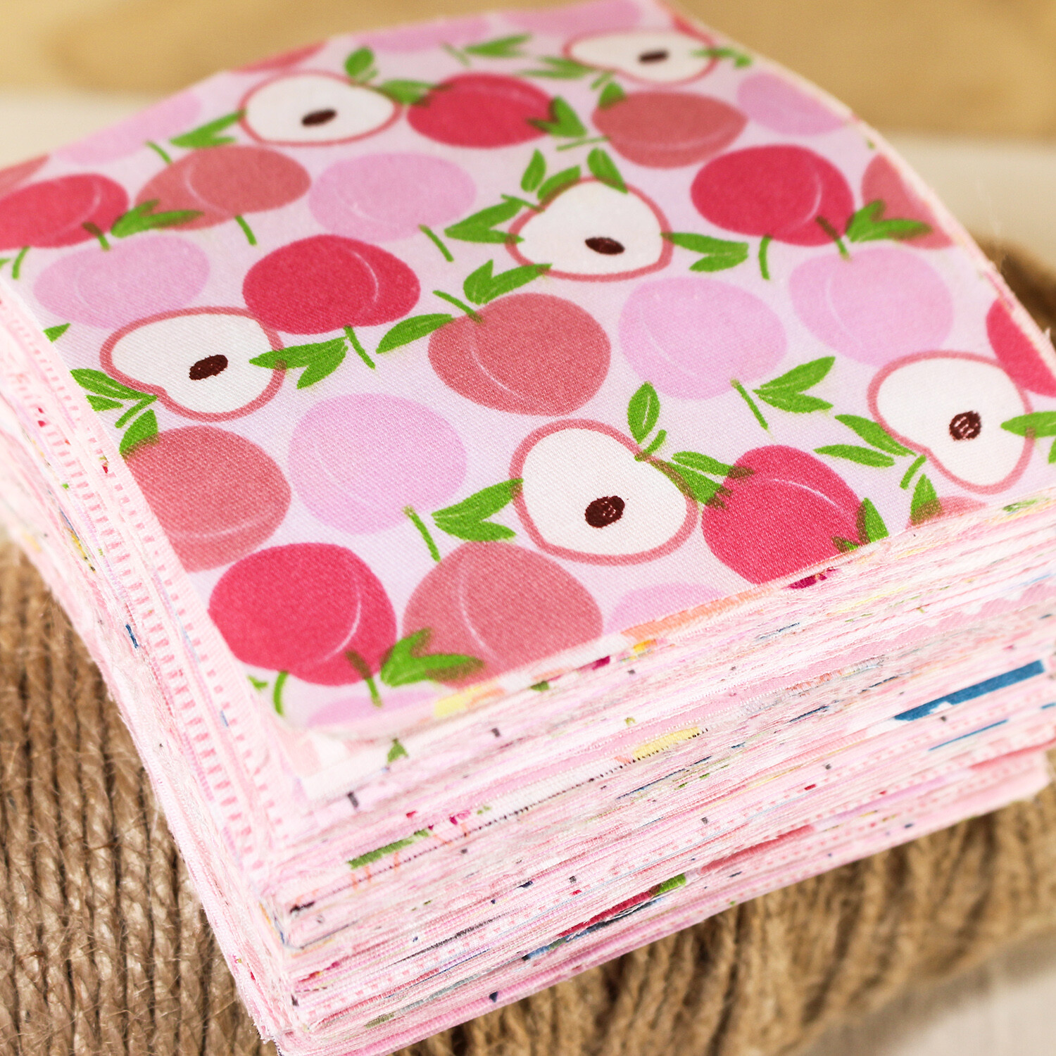 100 Sewing Pink Cotton Floral Quilting Fabric Squares Scraps Bundle Craft Diy