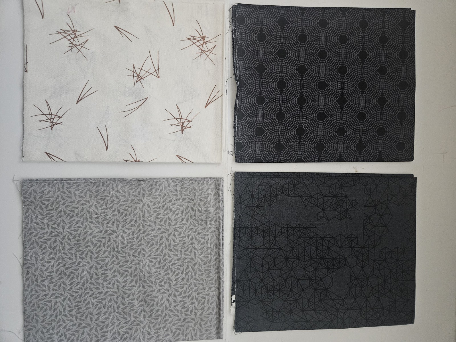 Gardenia Fabrics by Andover 27 PC Fat Quarter Bundle 44 X 18