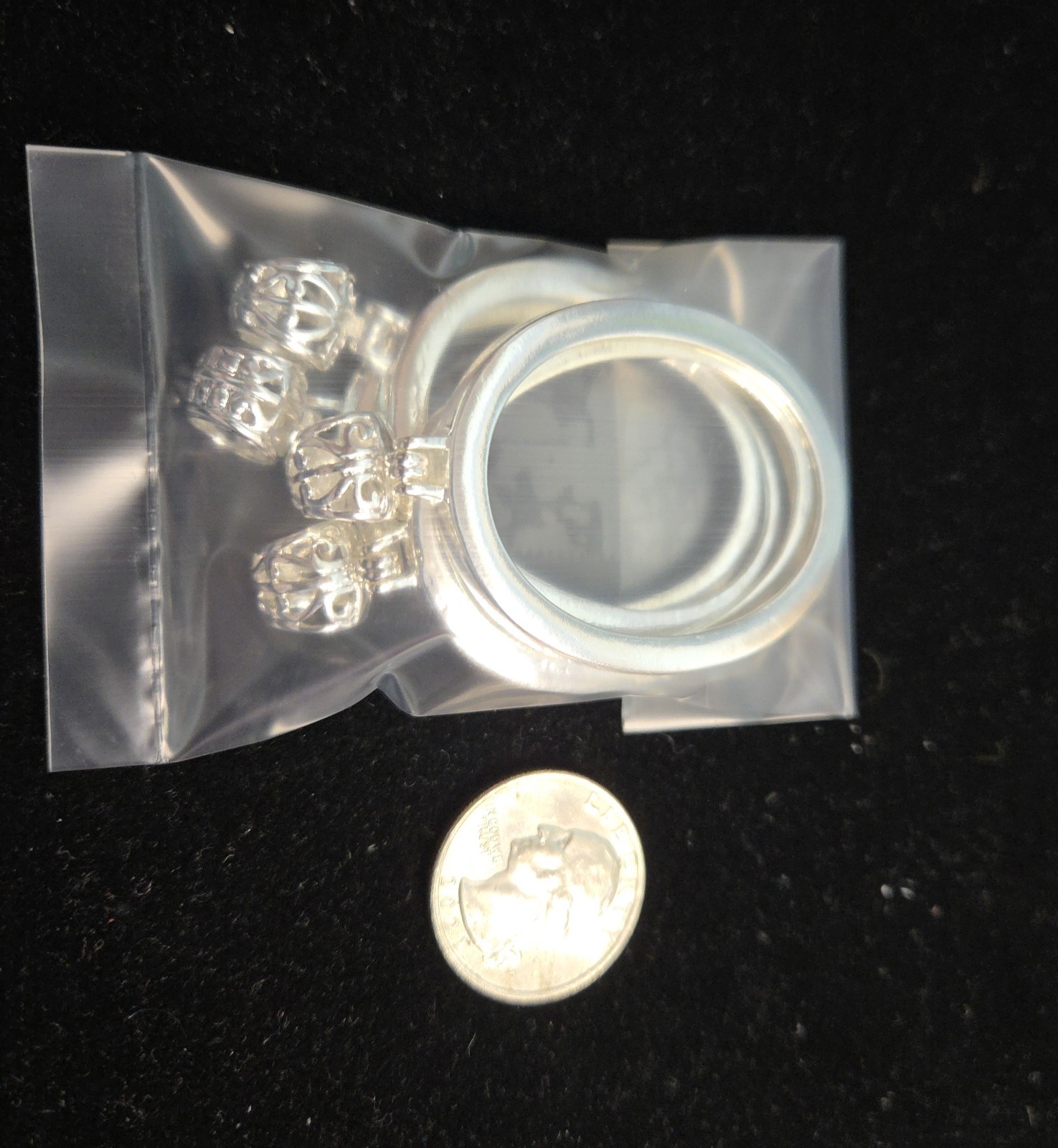 Sterling Silver Plated Brass Pendant Setting/Cabachon Holder W/Bail. (4 Count)