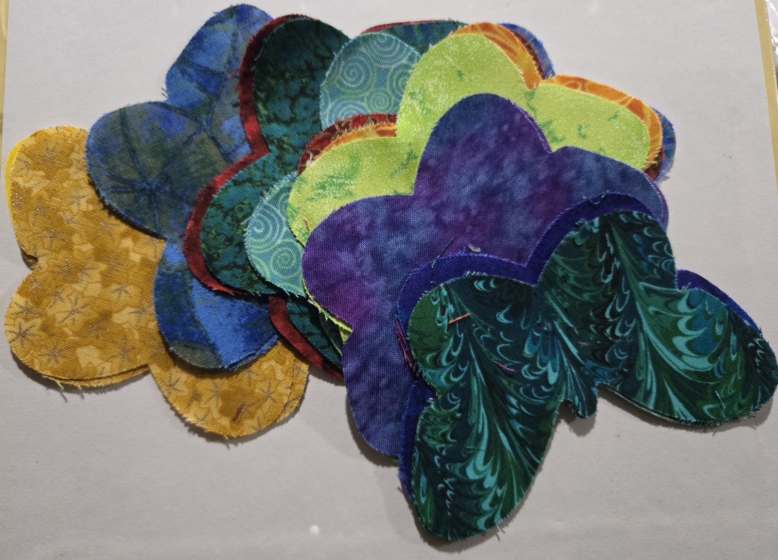 Keepsake Quilting 80 Hearts 3320, 28 Butterflies 5682, 59Stars 3214,4337 Diecut