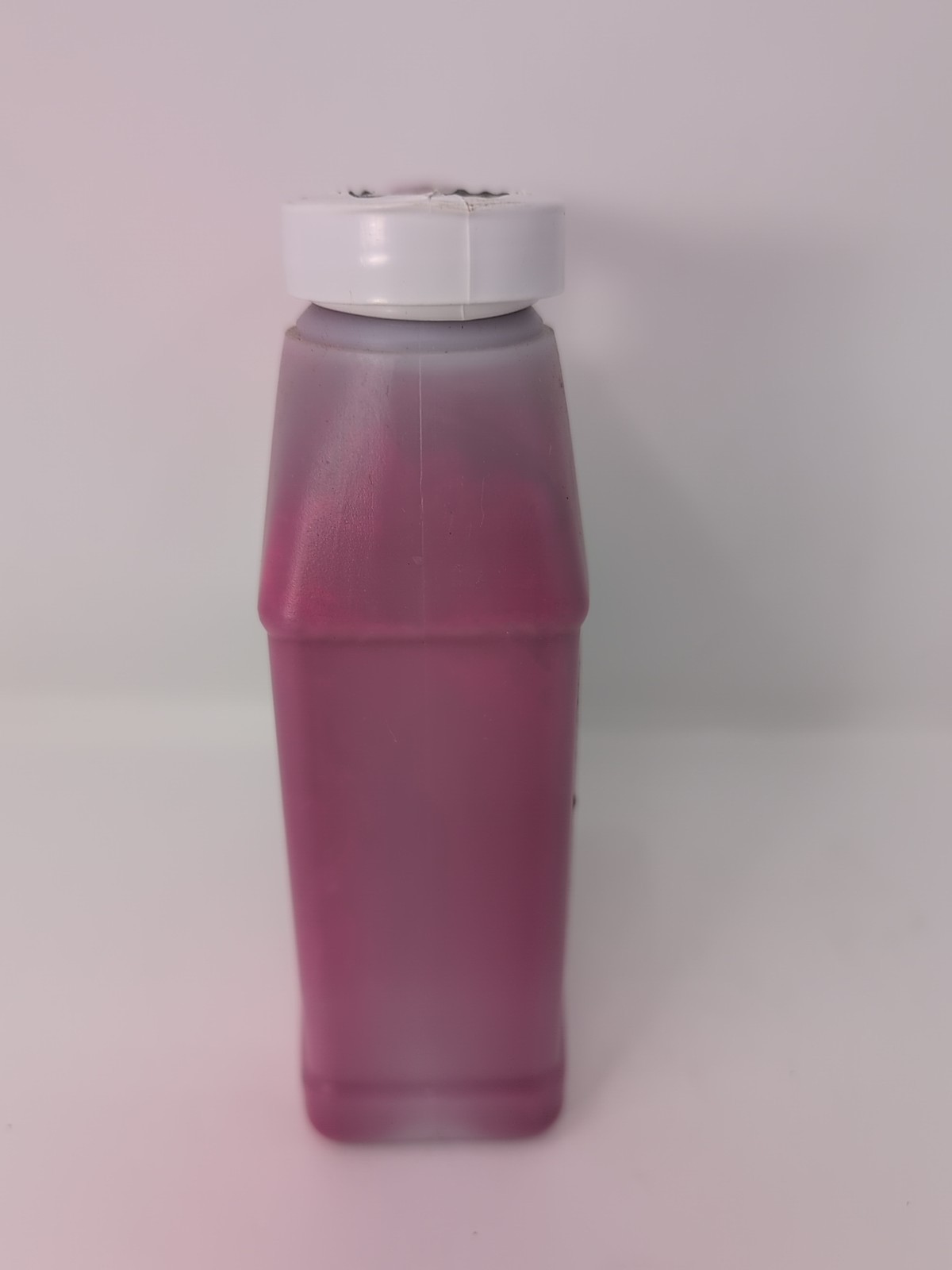 Pint Of Angelus Acrylic Leather Paint Raspberry