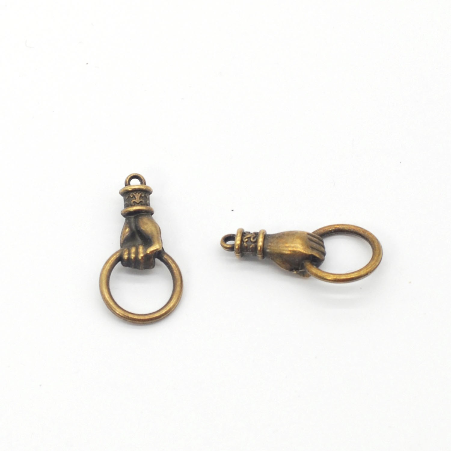 25PCS Antique Bronze Tone Hand Holding Ring Connector Charm Pendant LCRB08