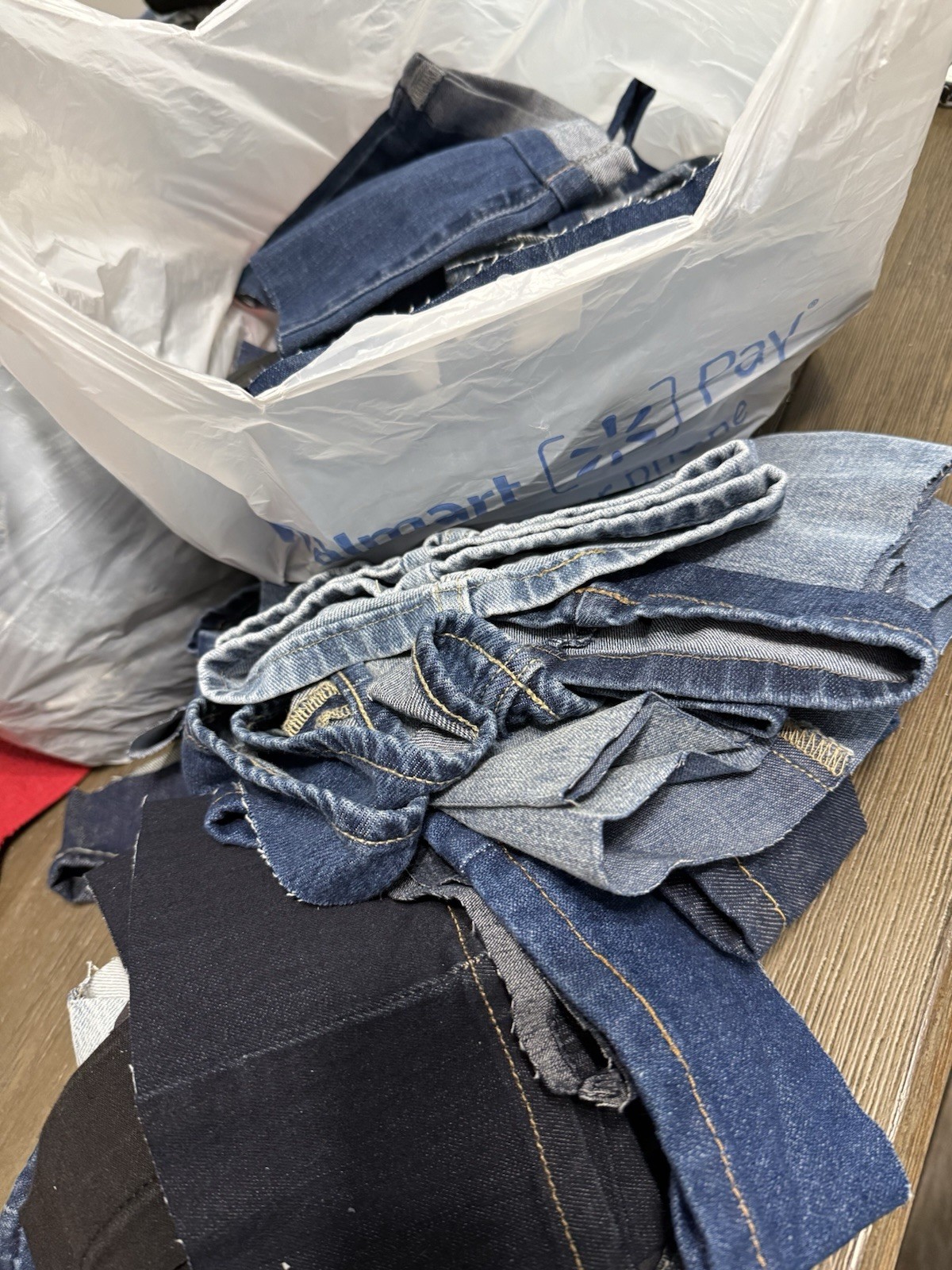 Denim Scraps – Craft, Etc Appox 4 Lbs Varies Colors And Size