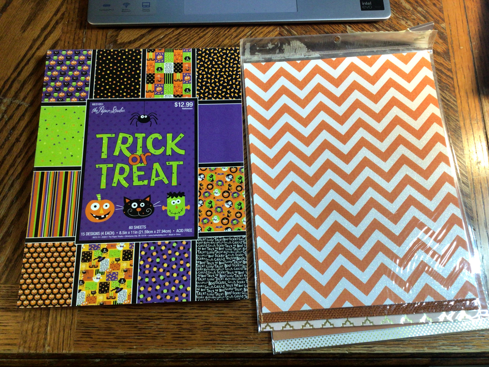 HALLOWEEN SCRAPBOOKING / CRAFTS 8.5 X 11 – 65 SHEETS~ BY paper studio & unknown