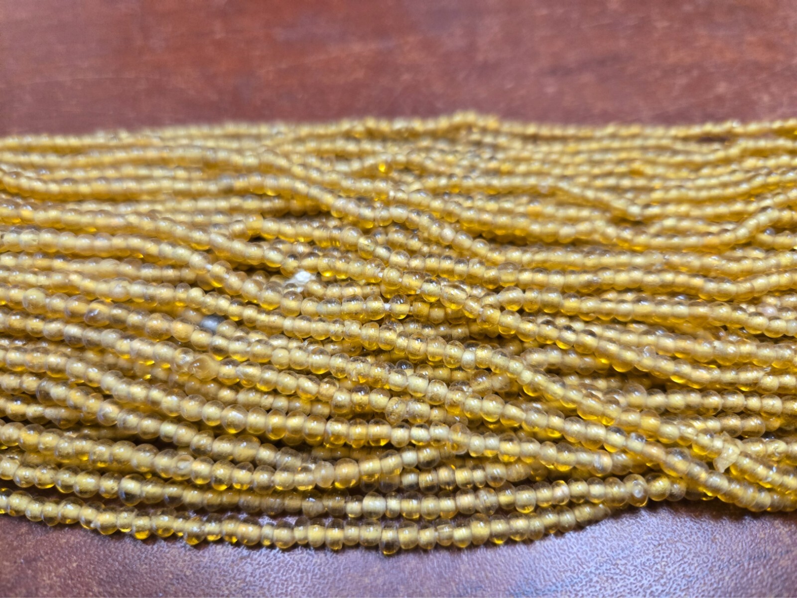 50 STRANDS AMBER GLASS BEADING BEADS 4mm #A252