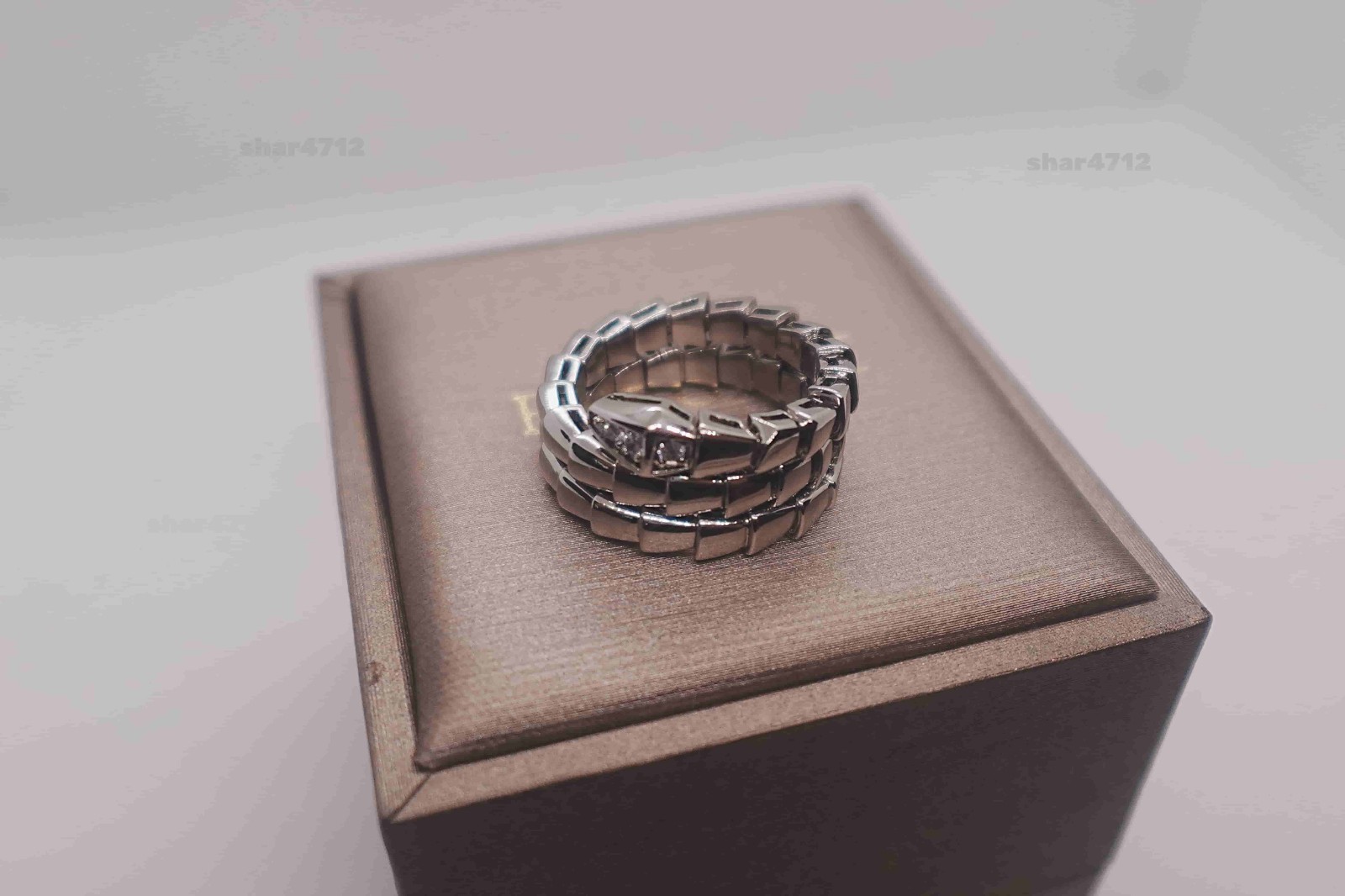 GIFT.BVIGARl.Ring Serpenti .Viper Double Coil 18K white Gold diamond size 7