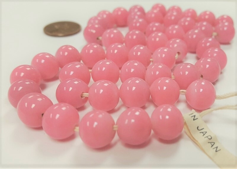 50 VINTAGE JAPANESE 1950’s CHERRY BRAND GLASS OPAQUE PINK 10mm. ROUND BEADS 4718