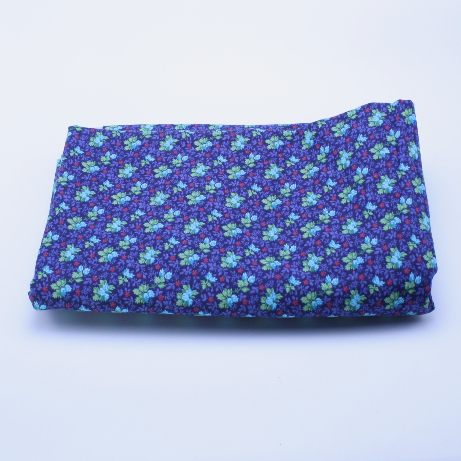 Blue Floral Leaf Cotton Fabric 2.85 yards x 44″