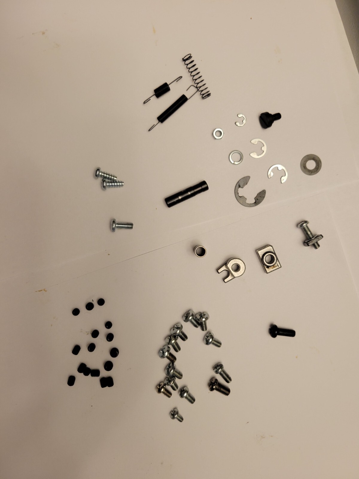 SINGER SIMPLE SEWING MACHINE Model: 3116 “REPLACEMENT PARTS” Multiple Listings B