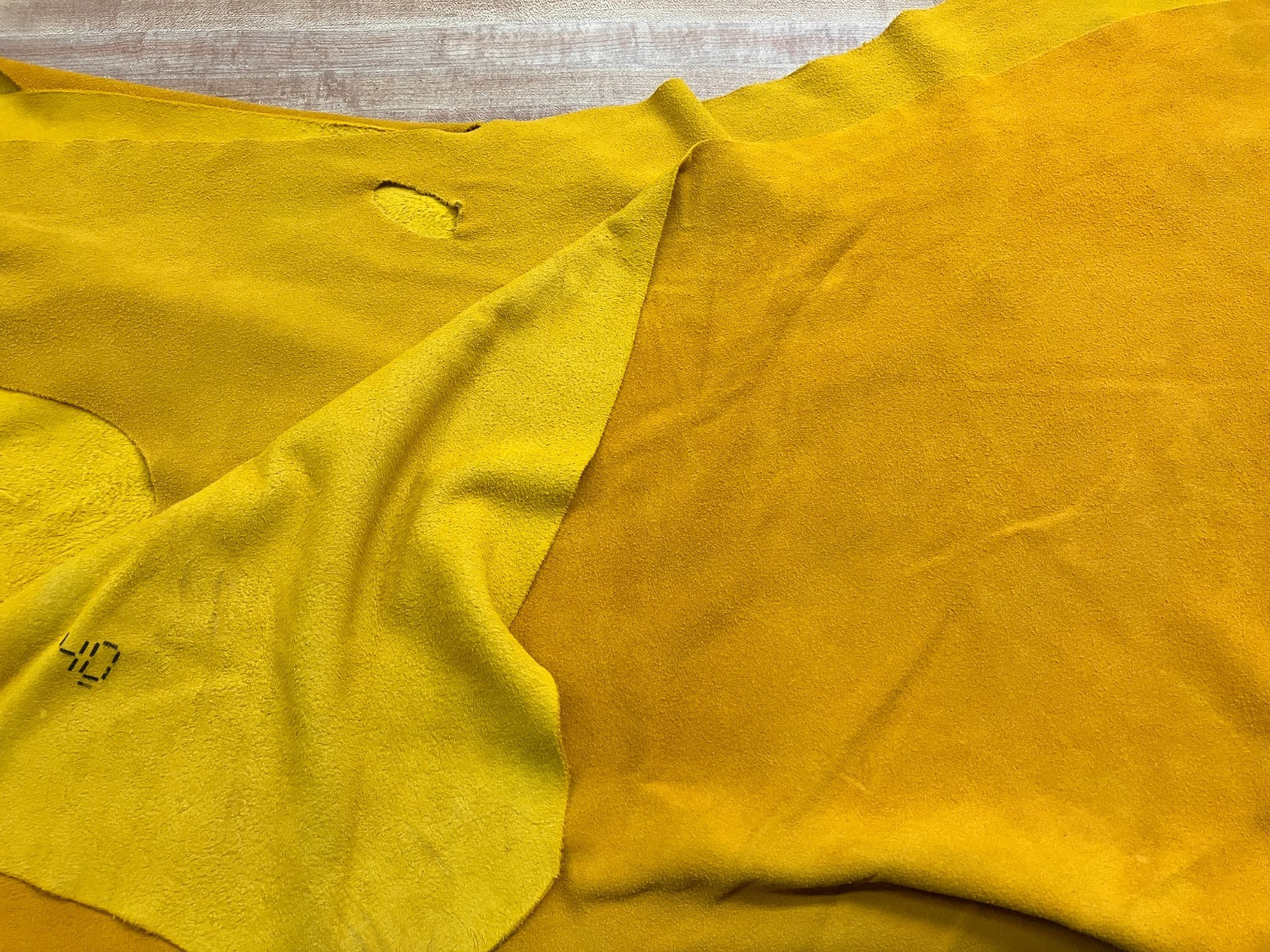 Deer Skin Splits Suede Soft Tan 2-3 Oz. ID # 410