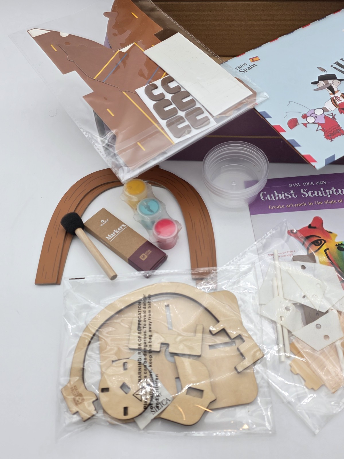 KiwiCo Kiwi Co. Atlas Crate “Spain” Kit Build Craft Explore, 6+ New Open Box