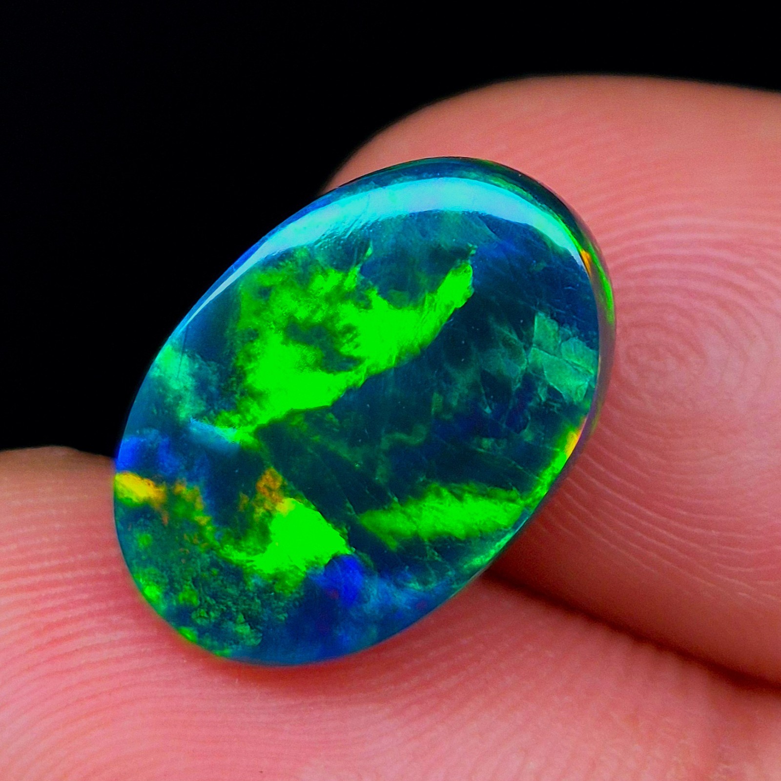 Multi Fire Natural Ethiopian 6.90 Carat Opal Gemstone Cabochon Size 15x10x7mm