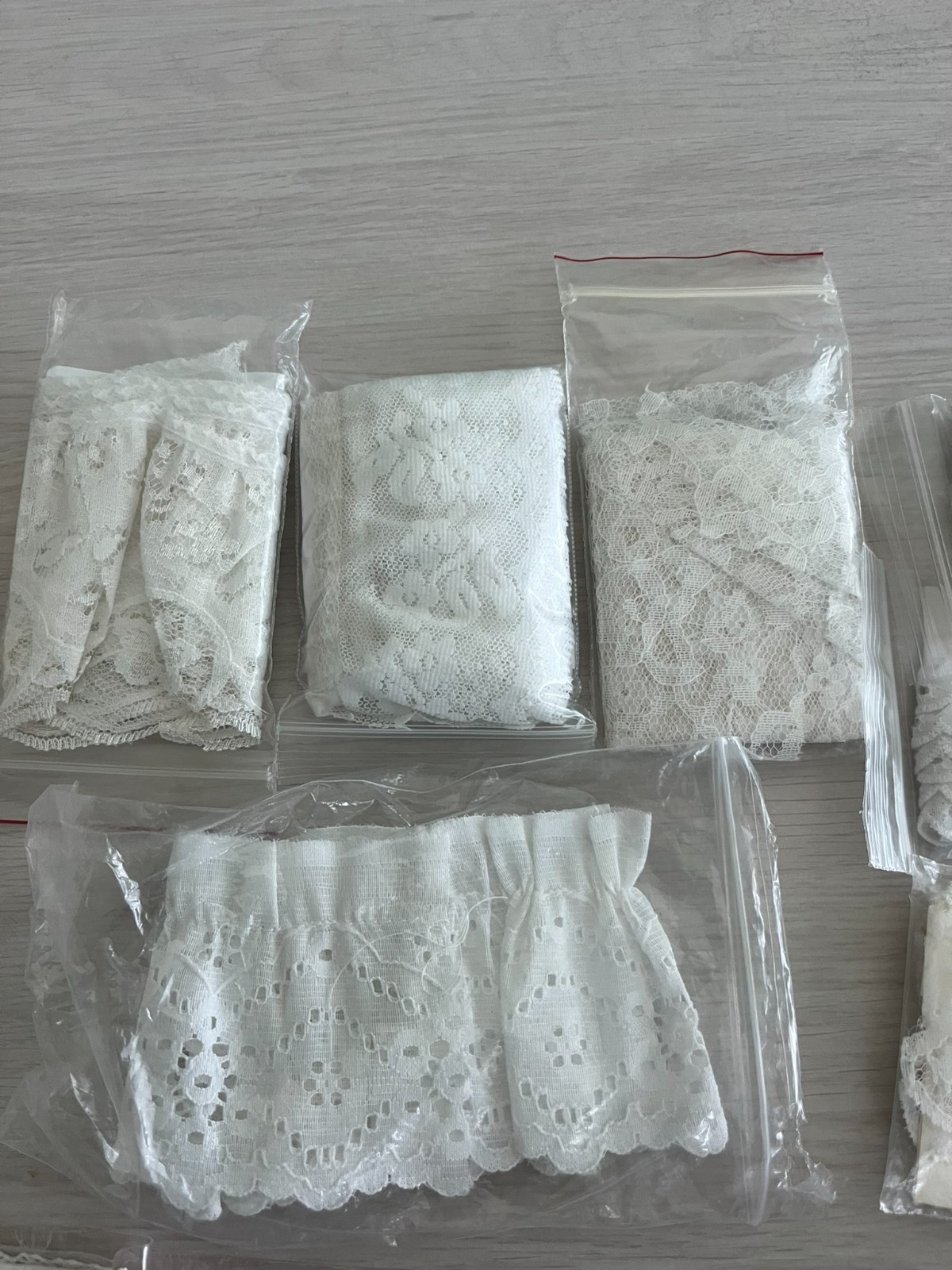 Mixed Lot #2 – White & Off White, Pink, Black, Red Lace Edging/Trim