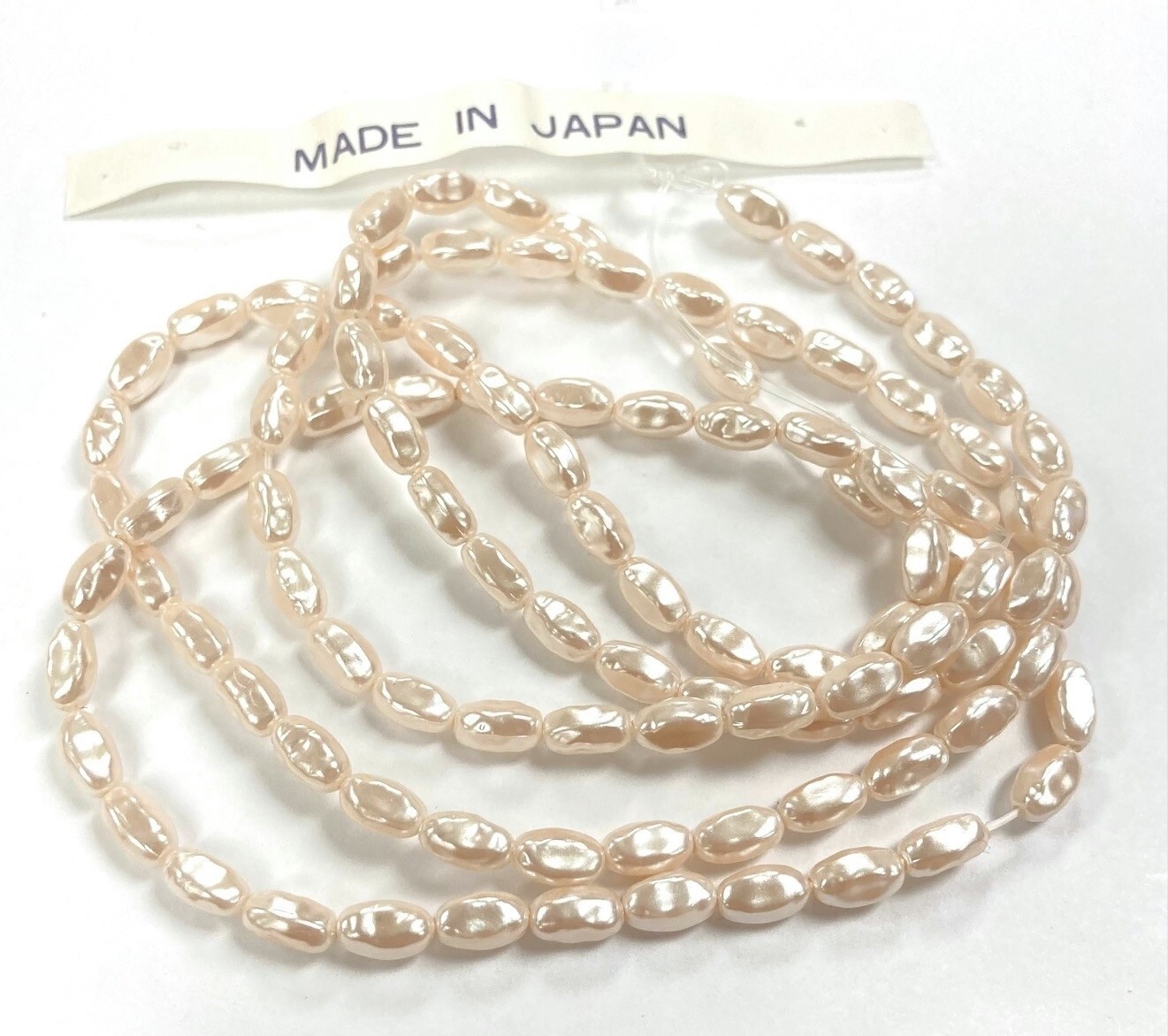 100pcs Vintage Japan Cultura Pearl Acrylic Rice Baroque Beads – 30″ String D770S