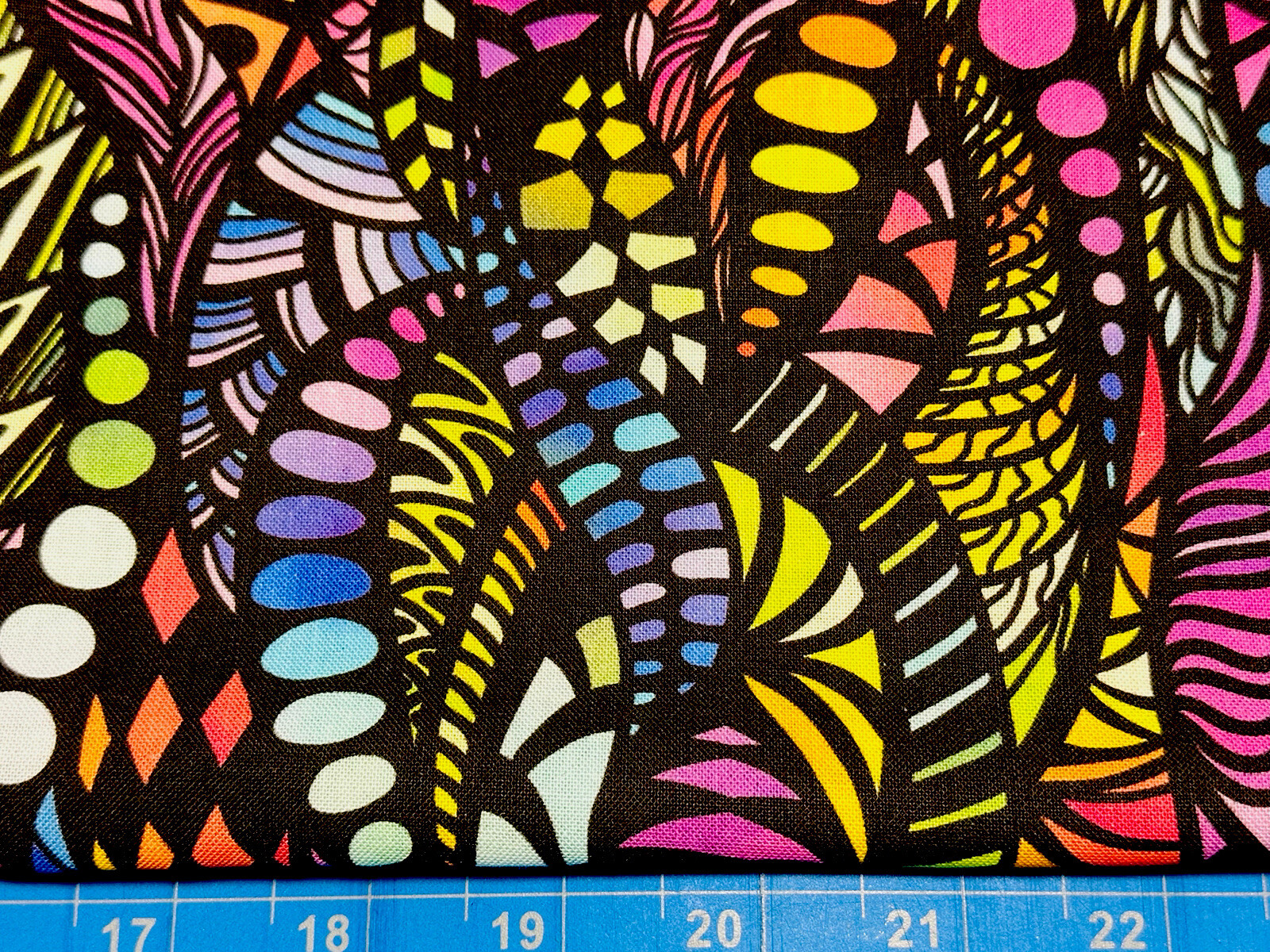Tina Scrap 9″x21″ Abstract Geometric Colorful Dots Diamond Swirl Cotton Fabric
