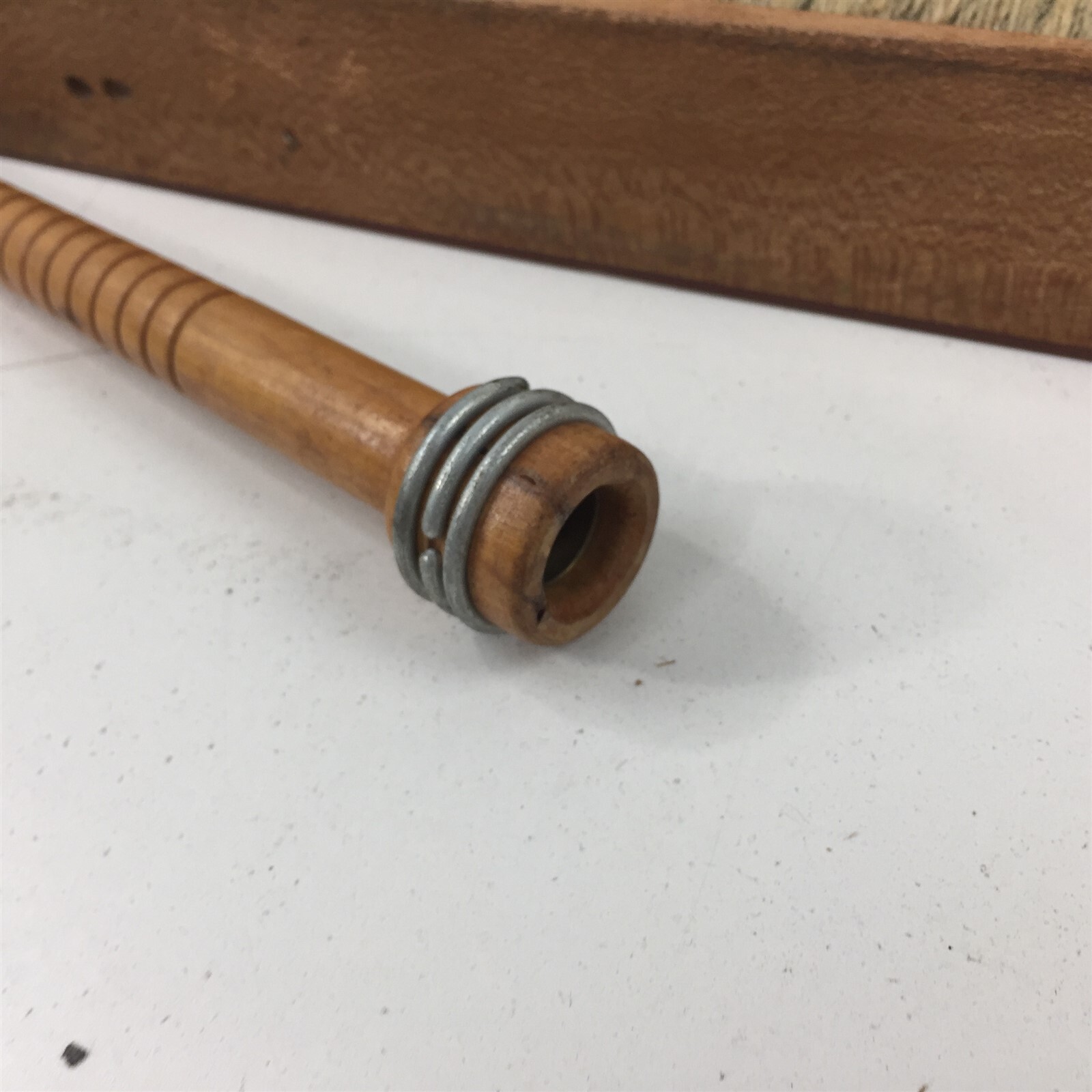 Antique Wooden Loom Weaving Fly Shuttle 18″ – 1 Unit – SH 353 – 2 Bobbin