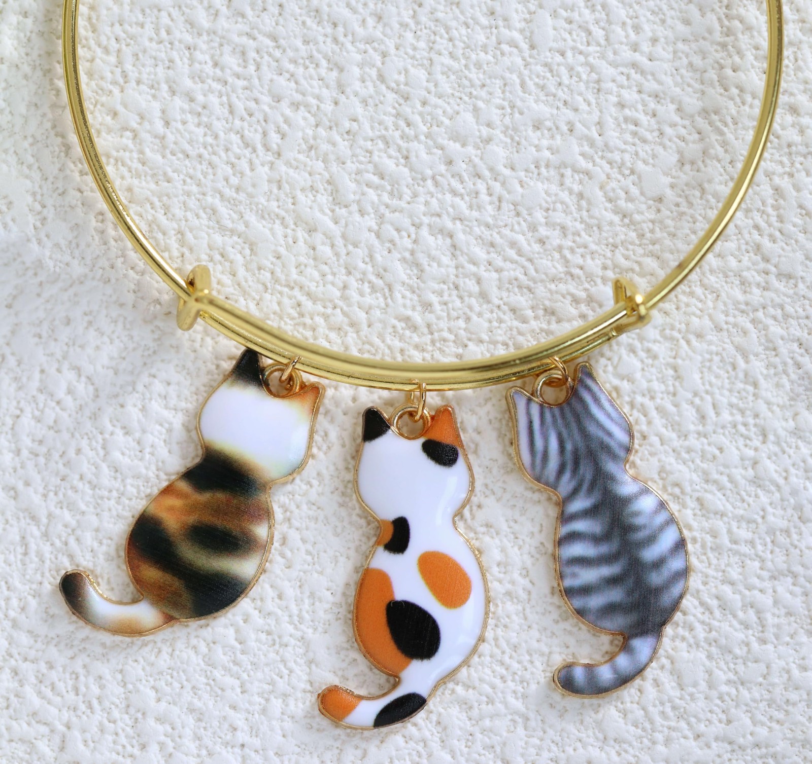 Anjulery 32 Pieces Enamel Cat Charms for Jewelry Making and 32Pcs Cat-C