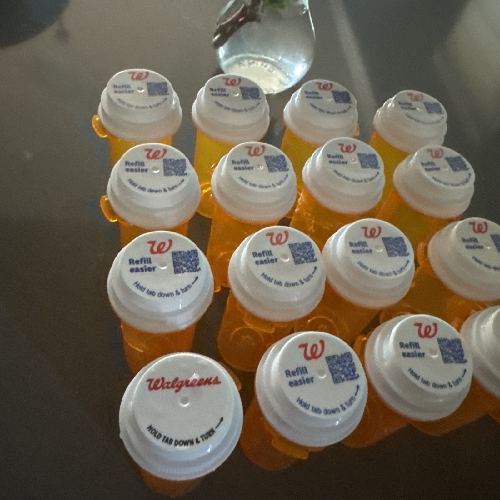 Lot Of 20 Empty Amber Prescription Bottles (PM-20)
