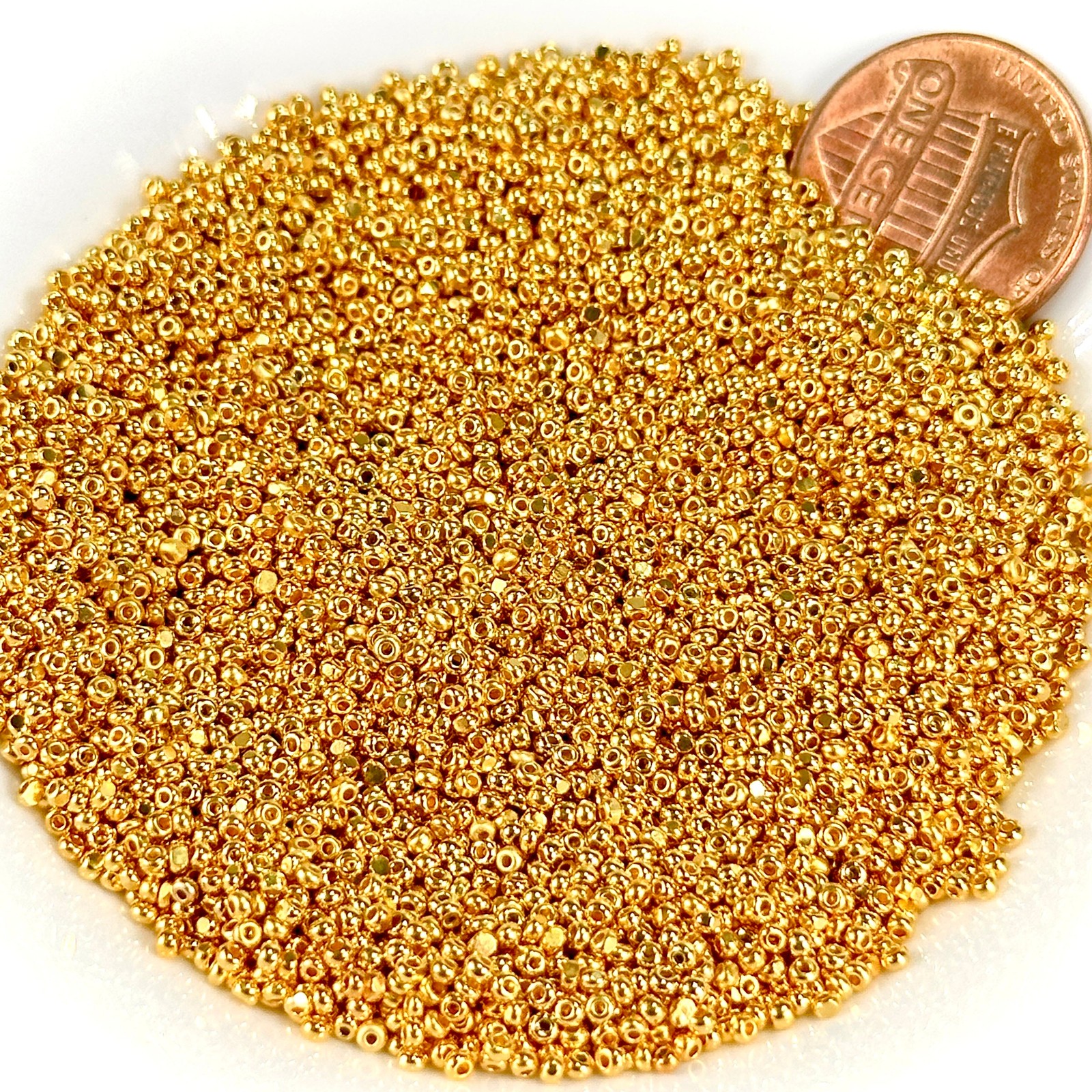 Preciosa Czech Charlotte Cut Seed Beads 13/0 (1×1.7mm) Gold Full Aurum coat 50gr