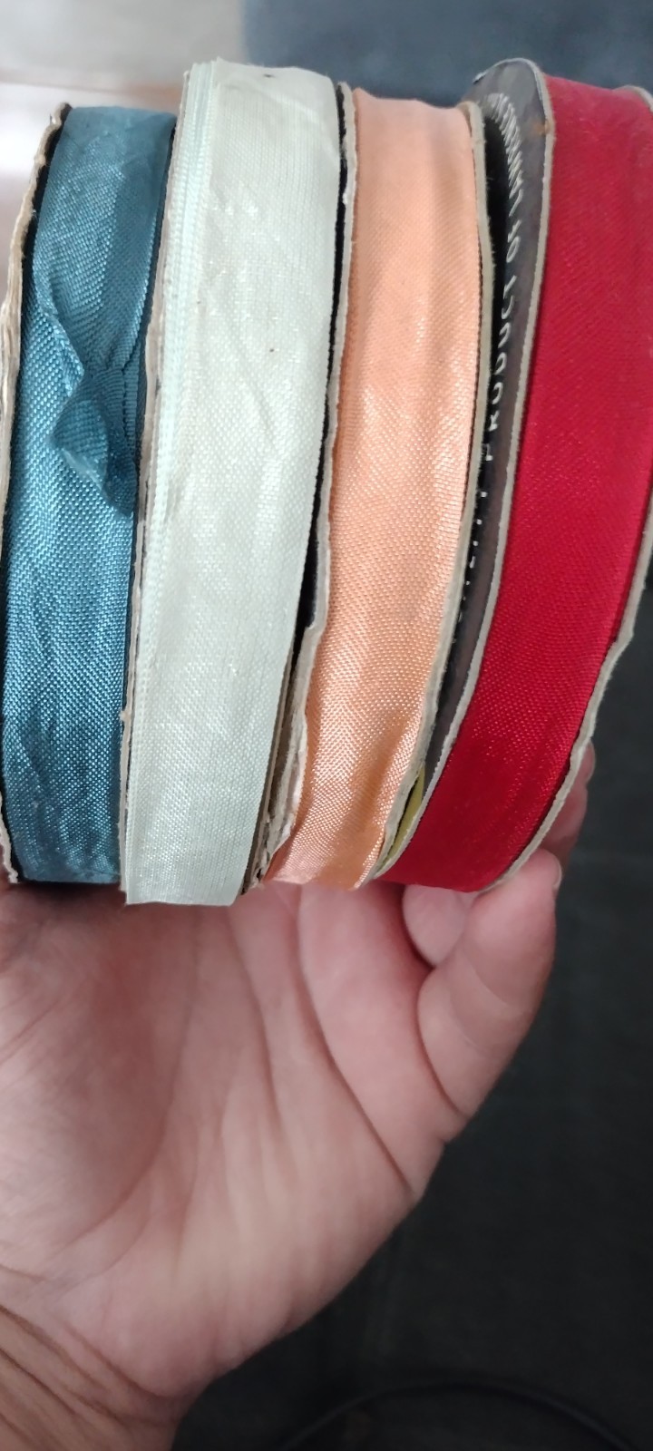 Lot Of 4 Random Mix Colors Of HUG SNUG Vintage Rayon Seam Binding Ribbon