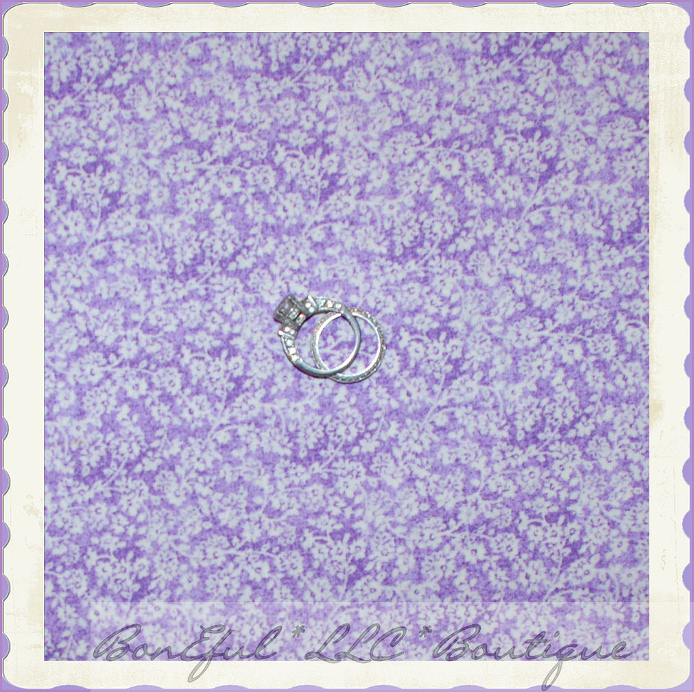 BonEful Fabric FQ Cotton Quilt Pastel Purple White Flower Tiny Calico Bohemian S