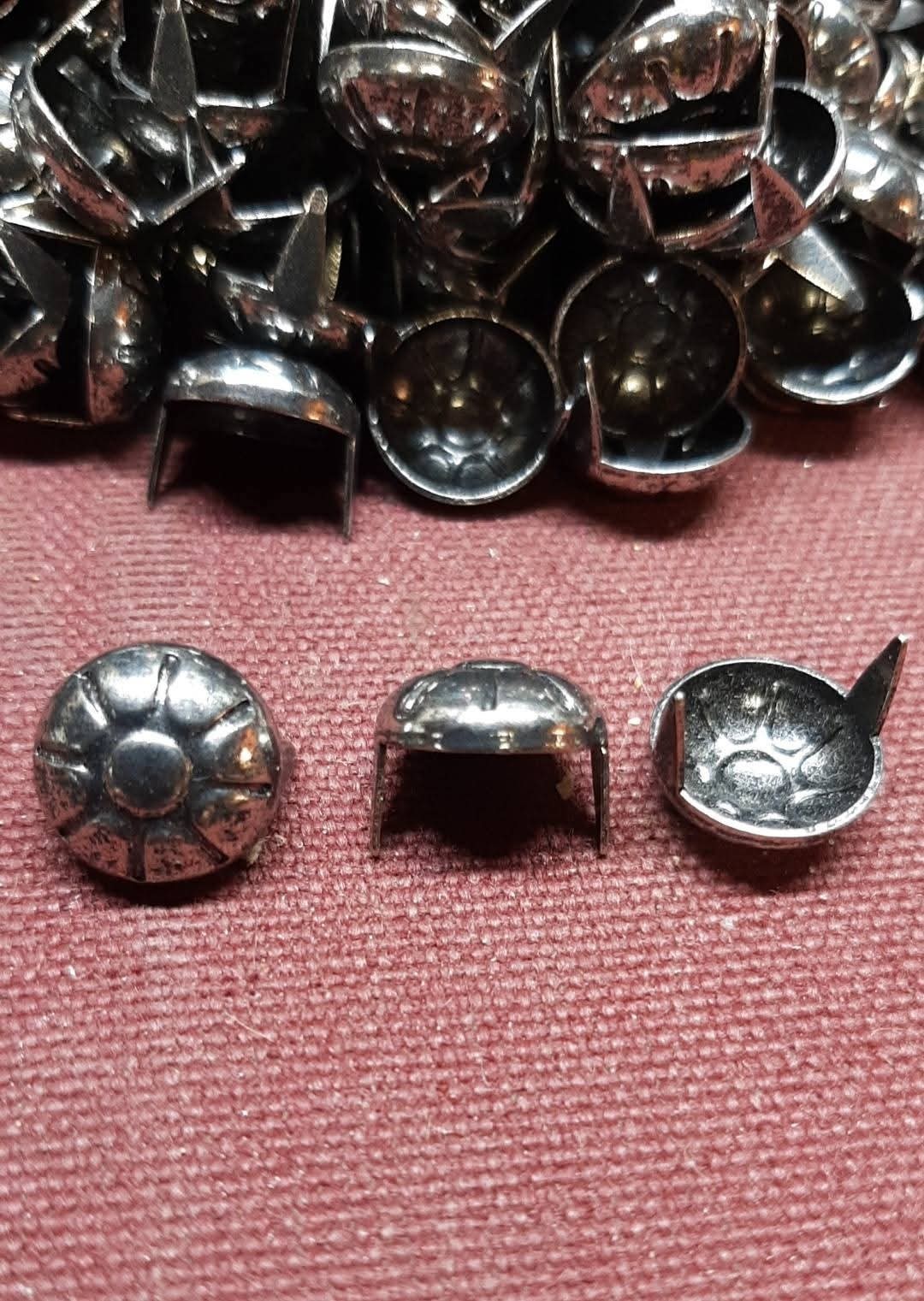 Leather Hardware- Antique Silver Plated Brass Flower Spots – 1/2″