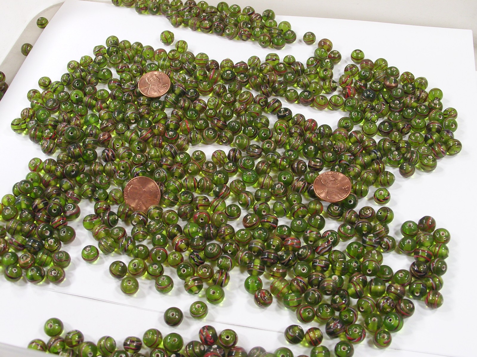 2 Pounds (8mm) Round Green Swirl India Handmade Glass Beads Wholesale (QOL-1) ⭐