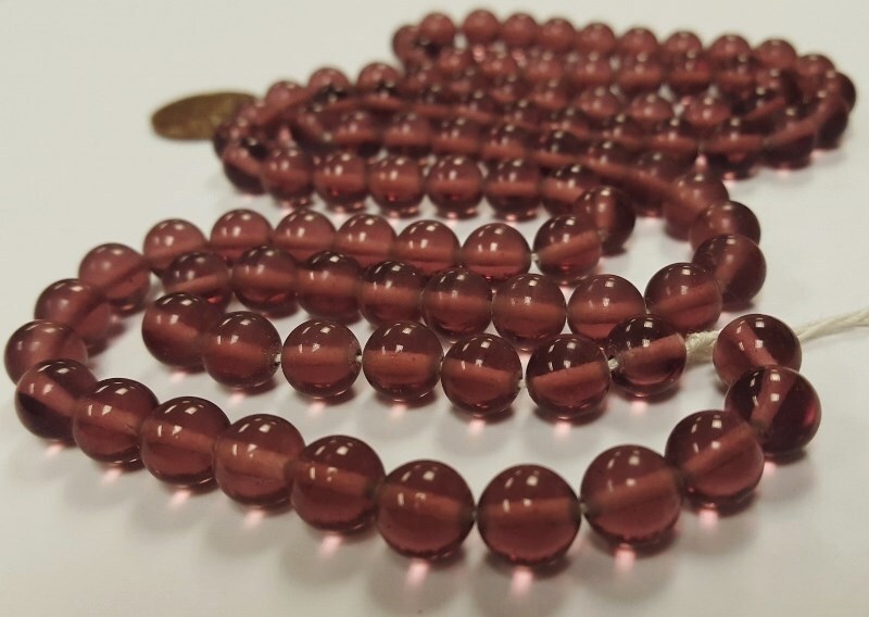 100 VINTAGE JAPANESE 1950’s CHERRY BRAND GLASS AMETHYST 8mm. ROUND BEADS 4681