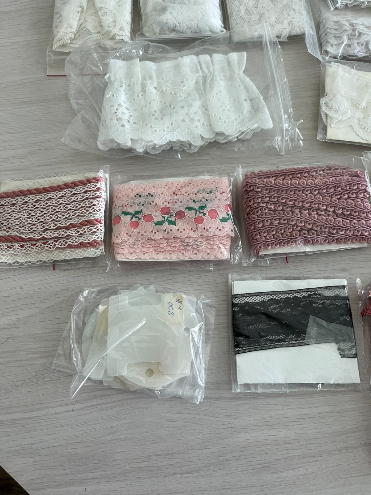 Mixed Lot #2 – White & Off White, Pink, Black, Red Lace Edging/Trim