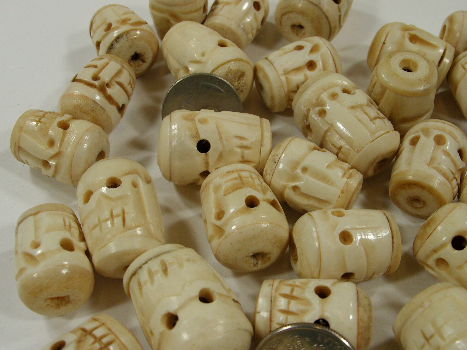 40 PCS Assorted Large India Handmade Water Buffalo Bone Skull Beads (PNKR-4)⭐