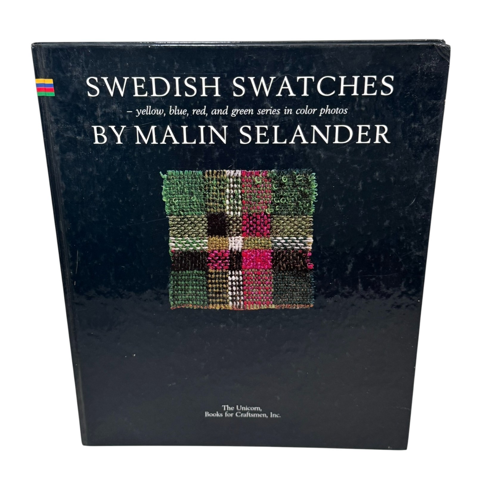 Swedish Swatches : Yellow, Blue, Red and Green Series in Color Photos Selander