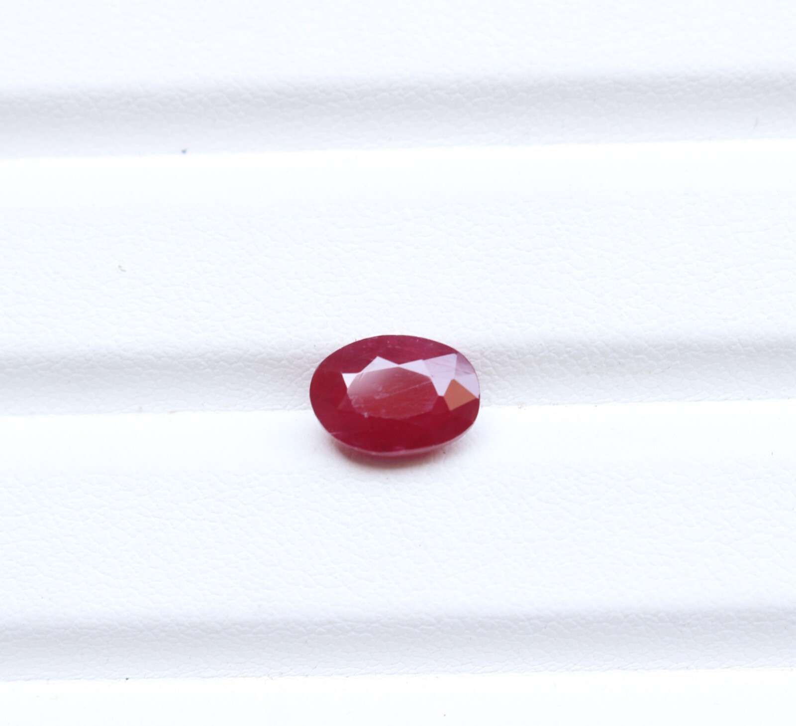 AAA++ Natural Red Ruby Oval Faceted Cut Cabochon Loose Gemstone 3.65 Ct 10X7MM