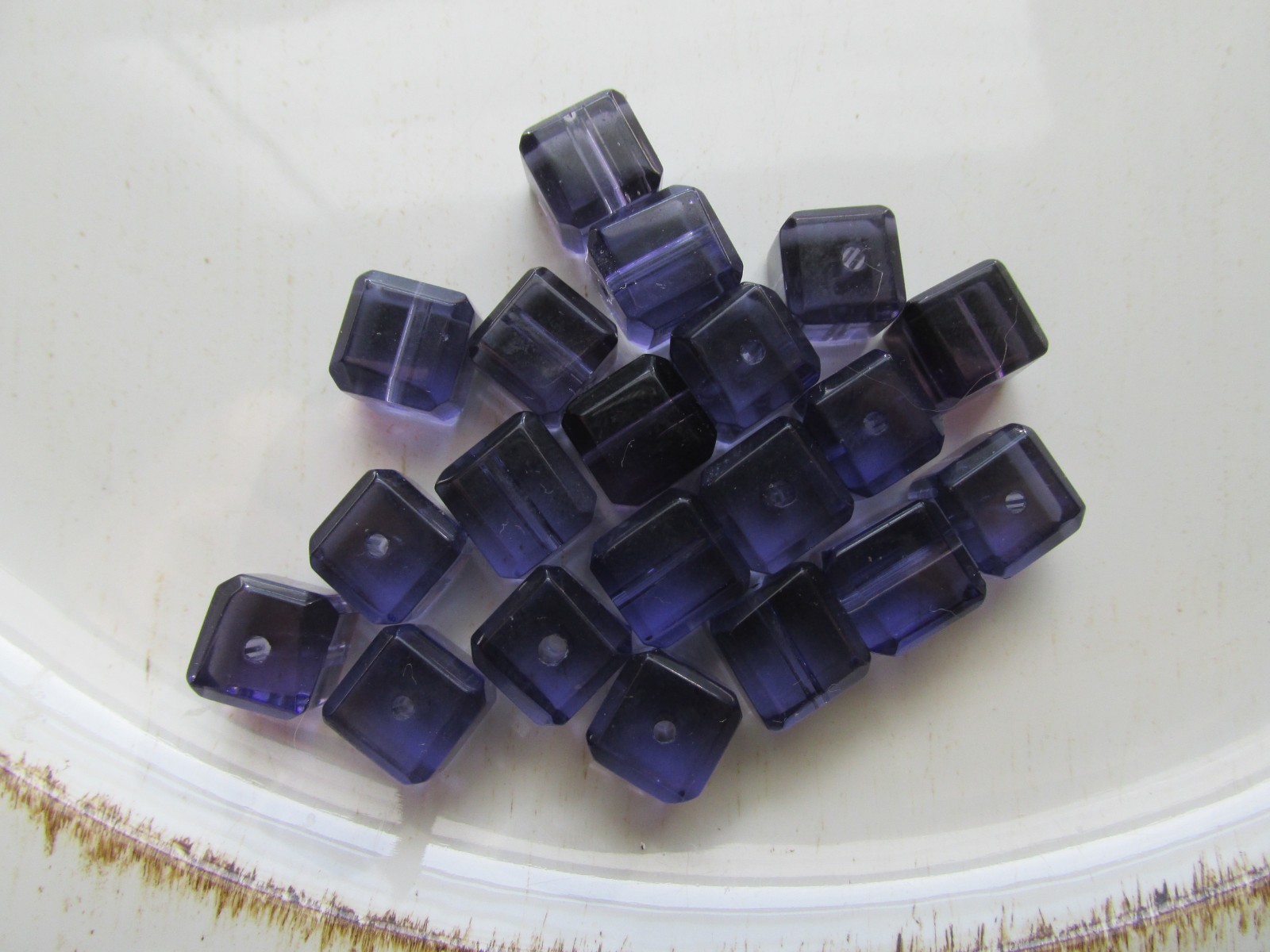 Vintage Glass Spacer Beads Faceted Violet Cube 10x10mm 38pcs