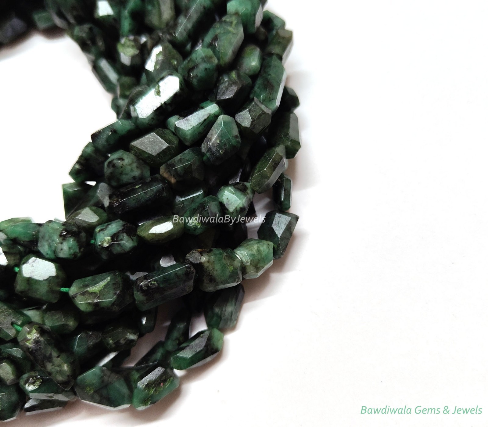 Natural Emerald Faceted Nugget Beads – Green Emerald Gemstone Tumble Bead Strand